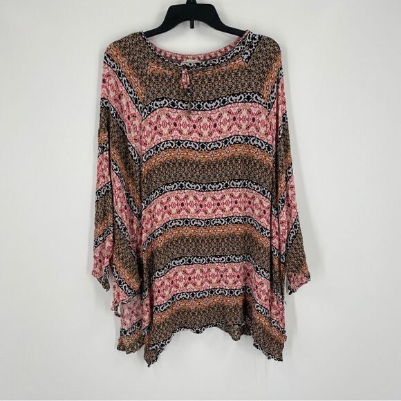Hippie Love Women’s Floral Print Elastic Neck Cape Blouse size M - Picture 1 of 5